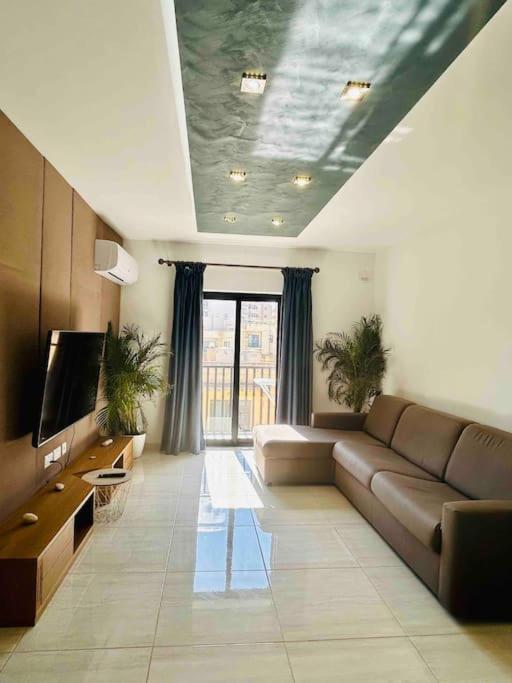 Cosy Home Close To The Sea, King-Size Bed St. Paul's Bay Exterior photo